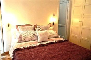 Gasthof White House 2*